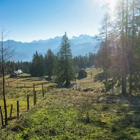 Stoablick - Barrierefrei Mit Bergblick