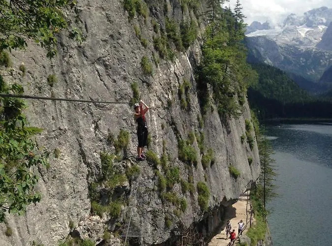 Stoablick - Barrierefrei Mit Bergblick * Bad Goisern